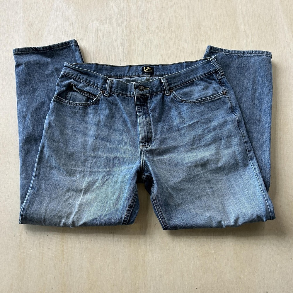 Lee Regular Fit Jeans Mens 40x32 Medium Wash Blue Denim Straight Casual